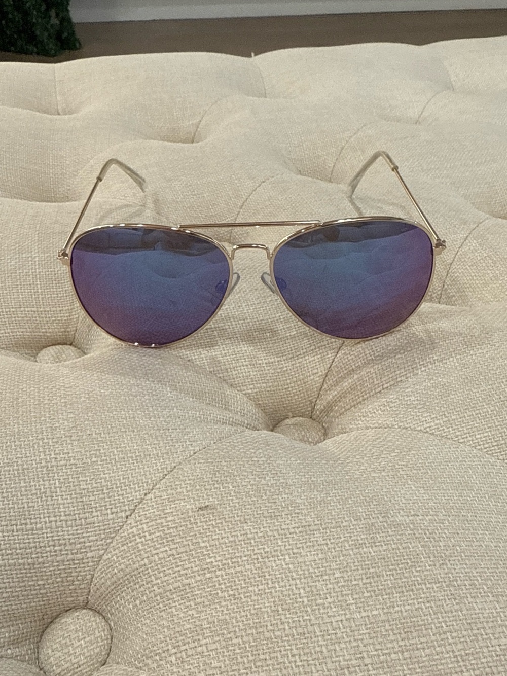 Gold Frame Aviator Sunglasses with Blue-Purple Mirrored Lenses